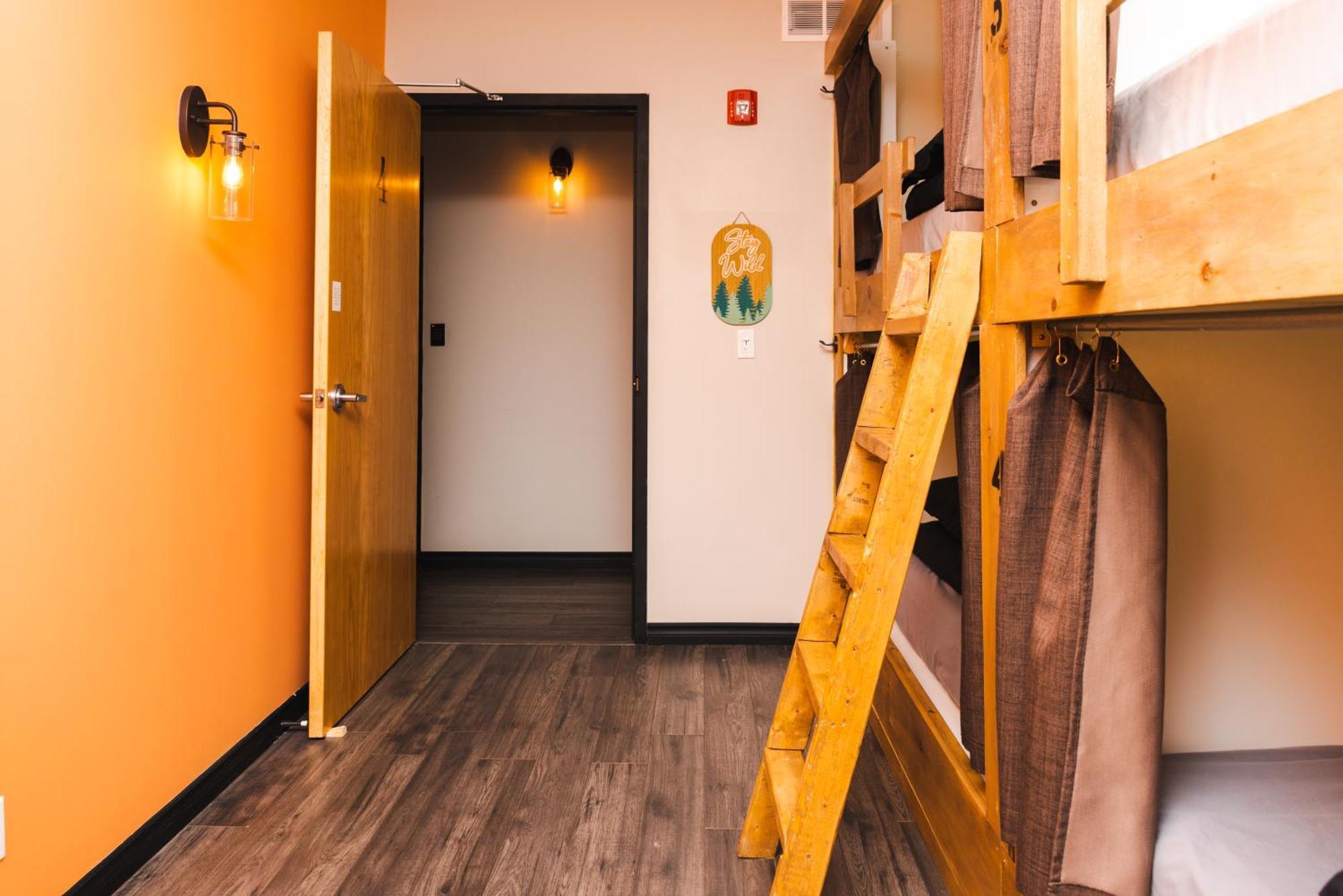 The Haven Hostel Thunder Bay Extérieur photo