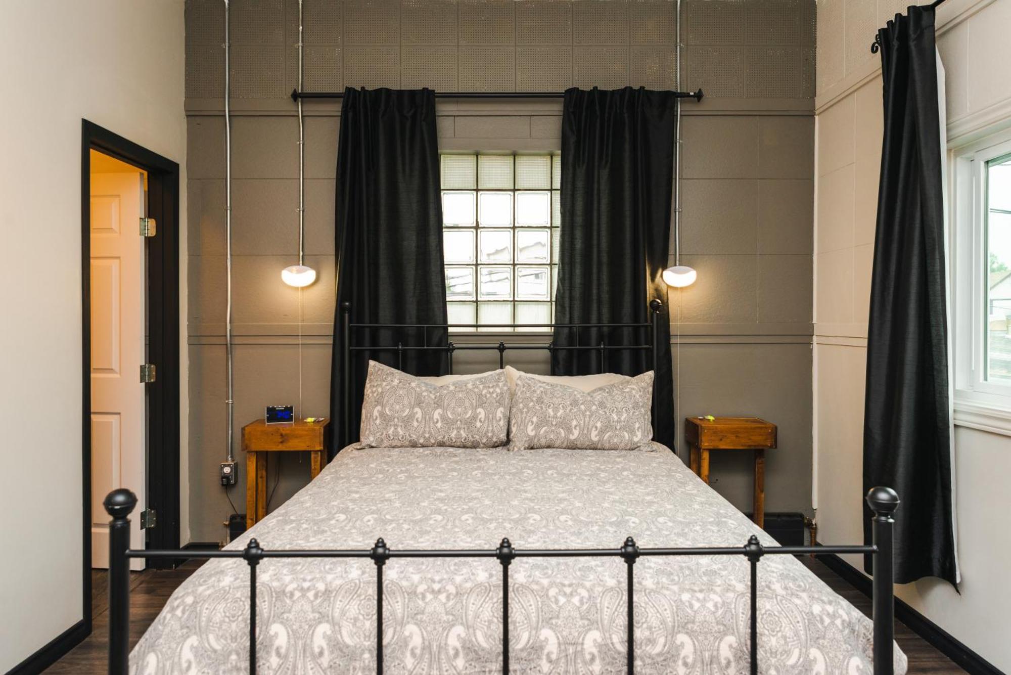 The Haven Hostel Thunder Bay Extérieur photo