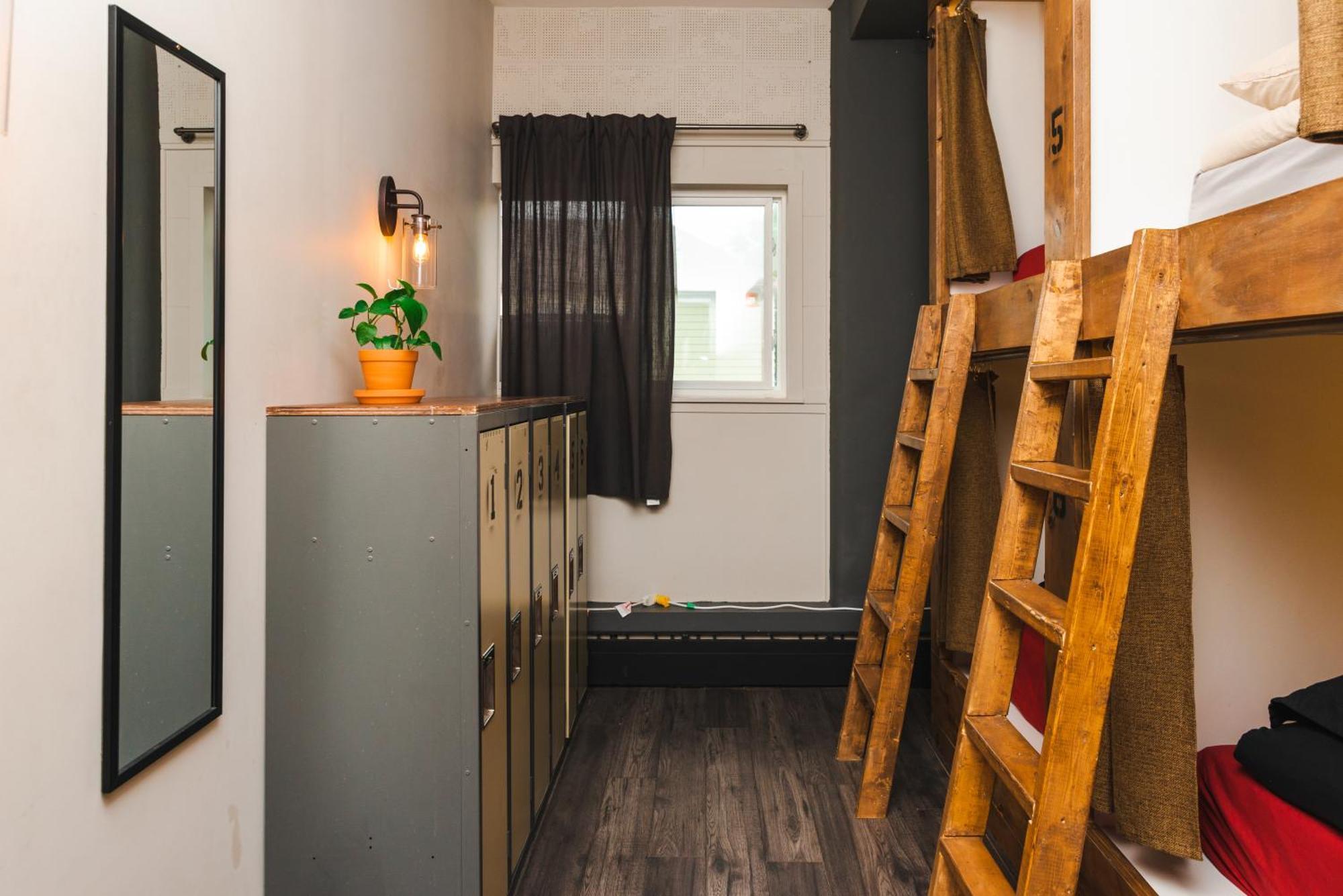 The Haven Hostel Thunder Bay Extérieur photo